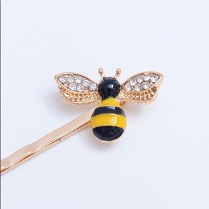 Bumble bee hair clip